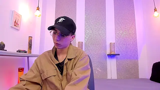 Snapshot of Nikolay_Gregori chatting on December 2, 2025, 4:14 am Nikolay Gregori online show from December 2, 2025, 4:14 am