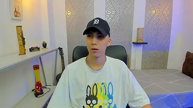 Snapshot of Nikolay_Gregori chatting on October 27, 2025, 4:13 am Nikolay Gregori online show from October 27, 2025, 4:13 am