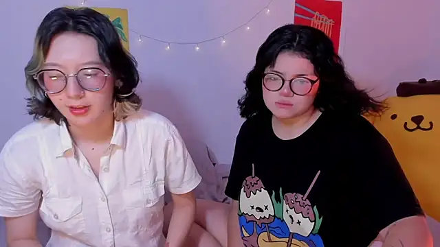 Snapshot of Gaby_Danna chatting on October 16, 2025, 12:08 am Gaby Danna online show from October 16, 2025, 12:08 am