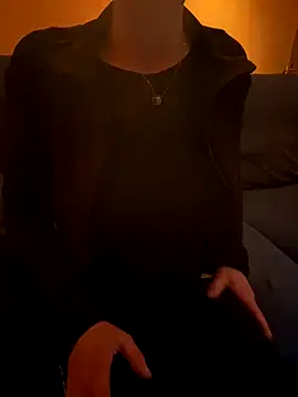 Snapshot of ToAnWTW chatting on November 18, 2025, 9:40 pm ToAnWTW online show from November 18, 2025, 9:40 pm