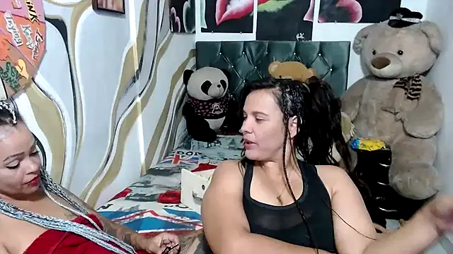 Snapshot of manzanahot9 chatting on September 27, 2025, 11:44 pm manzanahot9 online show from September 27, 2025, 11:44 pm