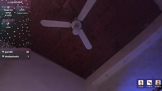 kitty roouse online show from April 18, 2026, 7:07 pm