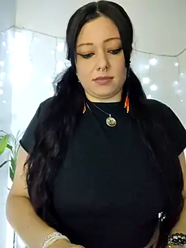 Snapshot of kristal_ktl chatting on December 15, 2025, 1:11 am kristal ktl online show from December 15, 2025, 1:11 am