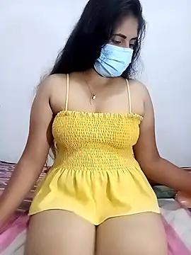 SLZAARA online show from September 19, 2025, 8:24 pm