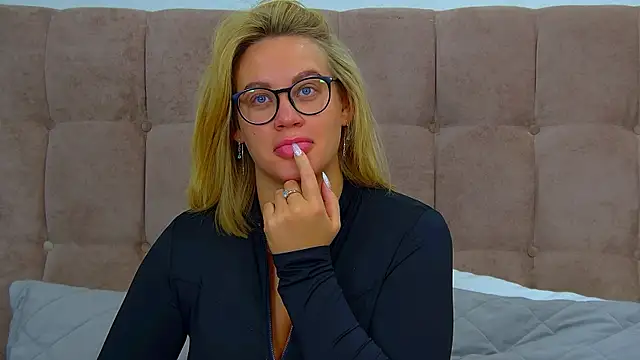 MariaNeumann online show from January 15, 2026, 6:28 am