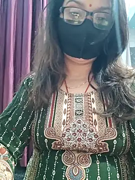 Snapshot of Aishwaryaa_69 chatting on December 22, 2025, 7:41 am Aishwaryaa 69 online show from December 22, 2025, 7:41 am