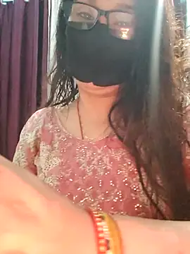 Aishwaryaa 69 online show from December 1, 2025, 6:58 am