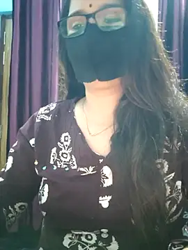 Aishwaryaa 69 online show from October 22, 2025, 3:33 pm