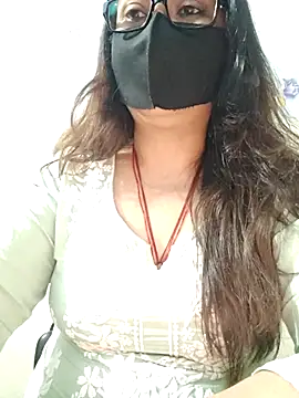 Aishwaryaa 69 online show from March 10, 2026, 11:25 am