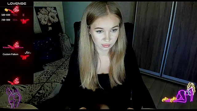 Snapshot of _NigoNika chatting on October 6, 2025, 2:07 pm  NigoNika online show from October 6, 2025, 2:07 pm