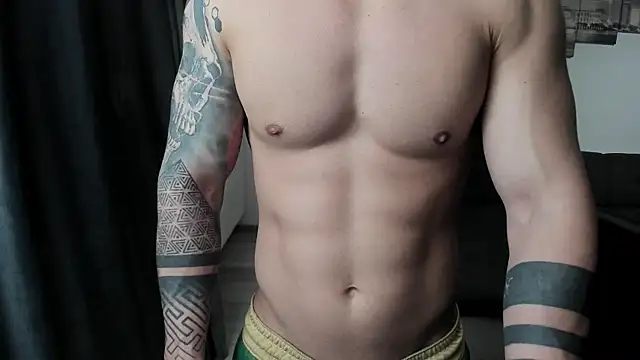 Snapshot of Richarddarell1 chatting on November 30, 2025, 6:47 am Richarddarell1 online show from November 30, 2025, 6:47 am