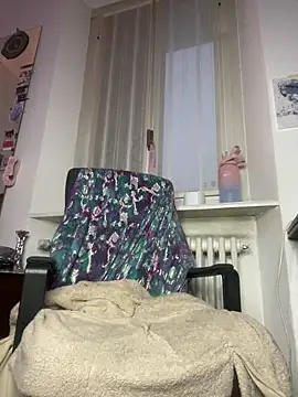 giuli zerozero online show from January 22, 2025, 4:23 pm