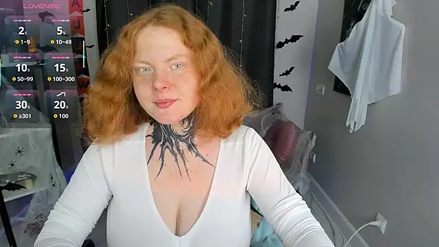 Snapshot of Cassie_xKiss chatting on October 29, 2025, 8:52 pm Cassie xKiss online show from October 29, 2025, 8:52 pm