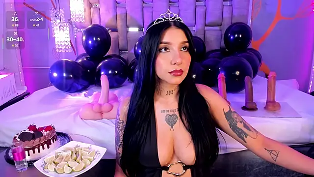 Snapshot of Leiaa_ chatting on November 13, 2025, 5:00 am Leiaa online show from November 13, 2025, 5:00 am