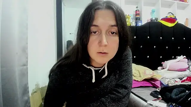 Sweet-Suck69 online show from March 19, 2026, 4:23 am