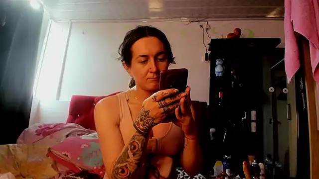 Snapshot of Sweet-Suck69 chatting on December 1, 2025, 8:21 pm Sweet-Suck69 online show from December 1, 2025, 8:21 pm