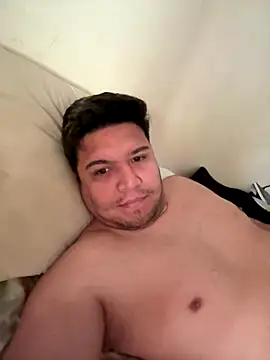 Rogerpere online show from October 7, 2025, 8:26 am