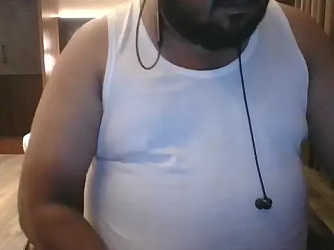 Snapshot of Hunk-Hand6 chatting on October 9, 2025, 1:55 pm Hunk-Hand6 online show from October 9, 2025, 1:55 pm