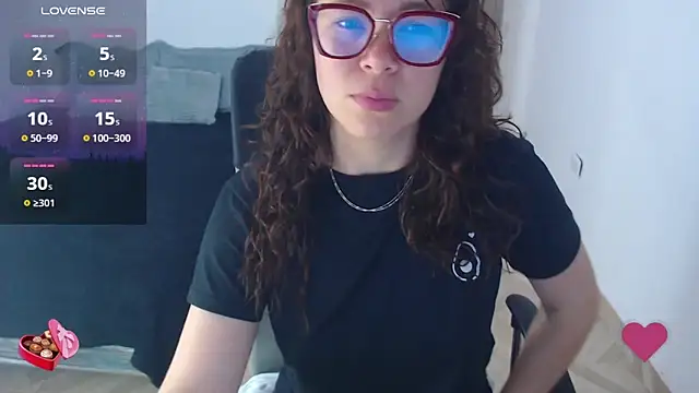 SharonR1 online show from May 23, 2026, 11:31 am