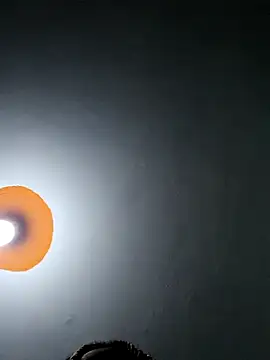 Snapshot of cuttie_sasha chatting on October 18, 2025, 12:45 am cuttie sasha online show from October 18, 2025, 12:45 am