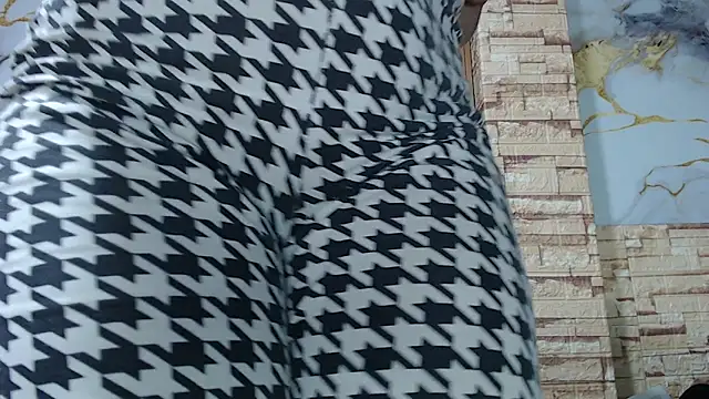 monickhot303av online show from April 19, 2026, 6:58 am