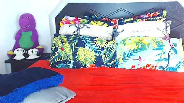 Bulkyyass online show from March 27, 2026, 7:50 am