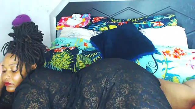 Bulkyyass online show from February 10, 2026, 8:41 pm