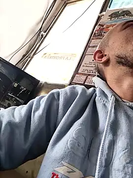 Snapshot of fire_menxxx001 chatting on January 10, 2026, 3:51 pm fire menxxx001 online show from January 10, 2026, 3:51 pm