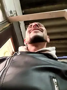 Snapshot of fire_menxxx001 chatting on January 9, 2026, 11:06 am fire menxxx001 online show from January 9, 2026, 11:06 am