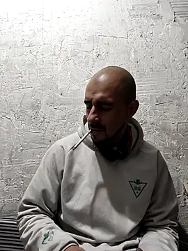 Snapshot of fire_menxxx001 chatting on February 12, 2026, 6:57 am fire menxxx001 online show from February 12, 2026, 6:57 am