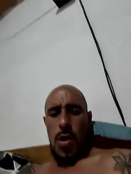 Snapshot of fire_menxxx001 chatting on January 7, 2026, 6:18 am fire menxxx001 online show from January 7, 2026, 6:18 am