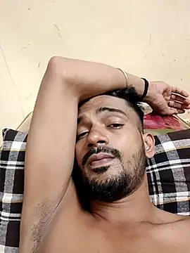 saggy1218 online show from February 5, 2026, 9:43 pm