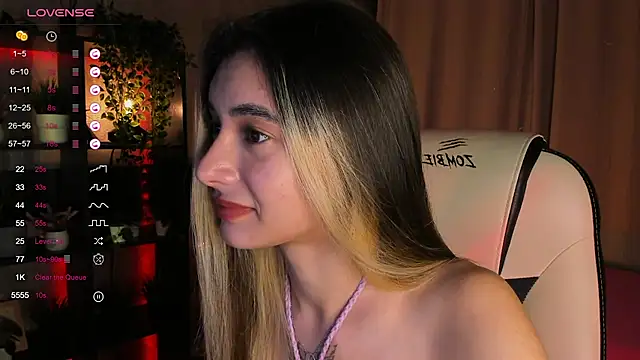 DarlaLike online show from September 15, 2025, 4:13 am