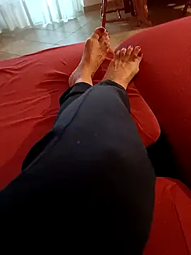 Snapshot of Sexyhousewife1975 chatting on January 16, 2025, 7:38 am Sexyhousewife1975 online show from January 16, 2025, 7:38 am