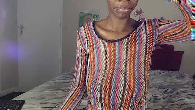 Snapshot of Blacktittiex02 chatting on November 17, 2025, 9:52 pm Blacktittiex02 online show from November 17, 2025, 9:52 pm