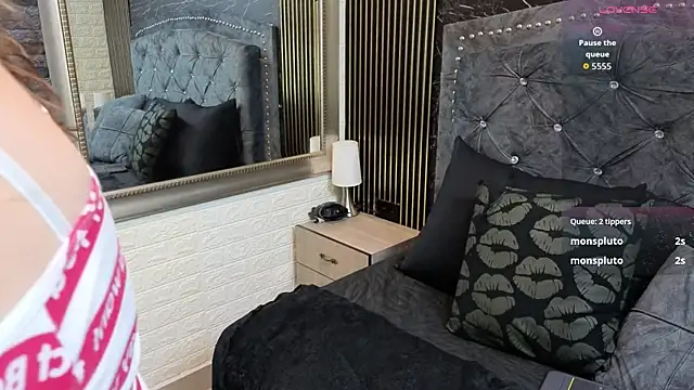 charlotte  G online show from March 14, 2026, 11:27 am