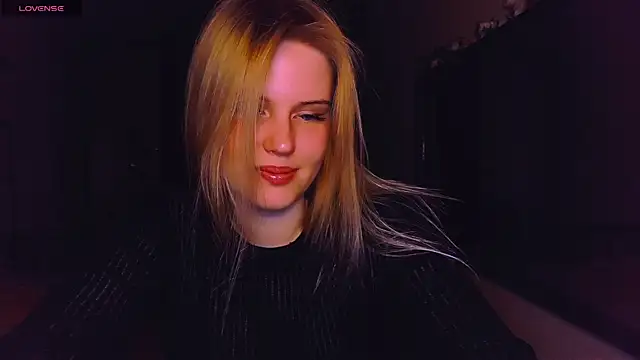 VoluptuousDreams online show from February 21, 2025, 4:05 pm
