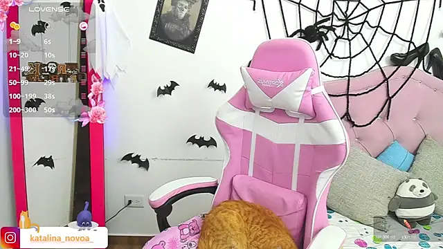 Snapshot of Katalina_novoa chatting on October 16, 2025, 2:20 am Katalina novoa online show from October 16, 2025, 2:20 am