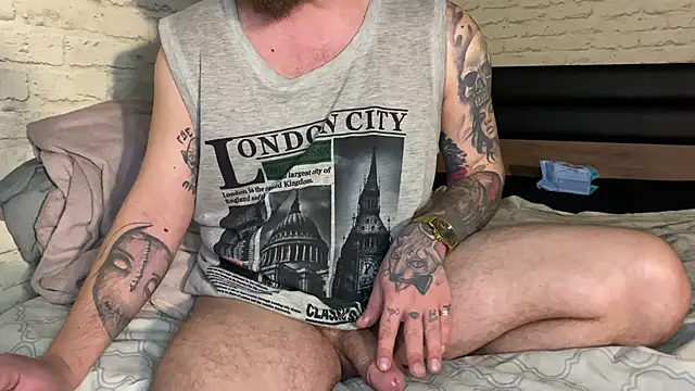 Snapshot of leesmoke chatting on February 25, 2025, 9:53 am leesmoke online show from February 25, 2025, 9:53 am