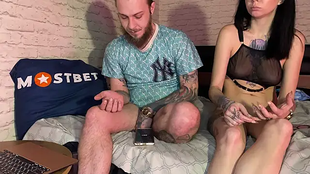 Snapshot of leesmoke chatting on March 4, 2025, 1:49 pm leesmoke online show from March 4, 2025, 1:49 pm