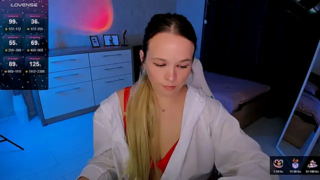 Snapshot of SherillBrill chatting on November 21, 2025, 2:49 pm SherillBrill online show from November 21, 2025, 2:49 pm