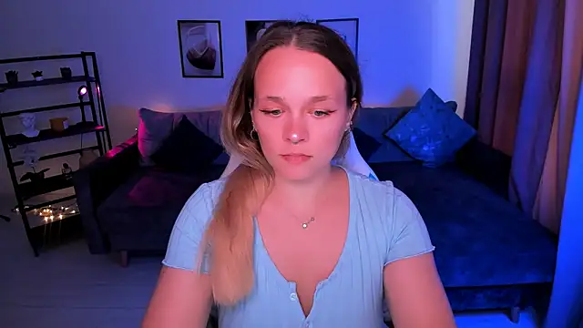 Snapshot of SherillBrill chatting on September 25, 2025, 2:56 pm SherillBrill online show from September 25, 2025, 2:56 pm