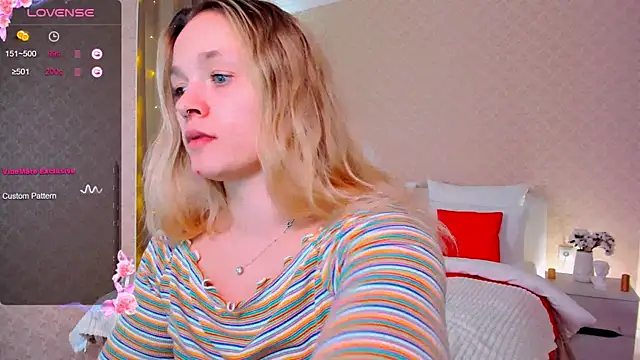 Snapshot of SherillBrill chatting on March 9, 2025, 10:52 am SherillBrill online show from March 9, 2025, 10:52 am