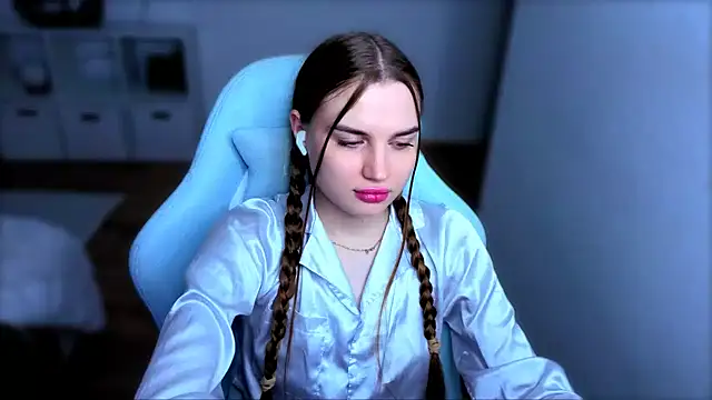 Snapshot of StellaLawless chatting on November 14, 2025, 8:56 pm StellaLawless online show from November 14, 2025, 8:56 pm