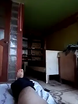 Snapshot of jhoel2024 chatting on February 15, 2026, 11:03 pm jhoel2024 online show from February 15, 2026, 11:03 pm