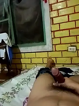 Snapshot of jhoel2024 chatting on January 8, 2026, 12:16 am jhoel2024 online show from January 8, 2026, 12:16 am