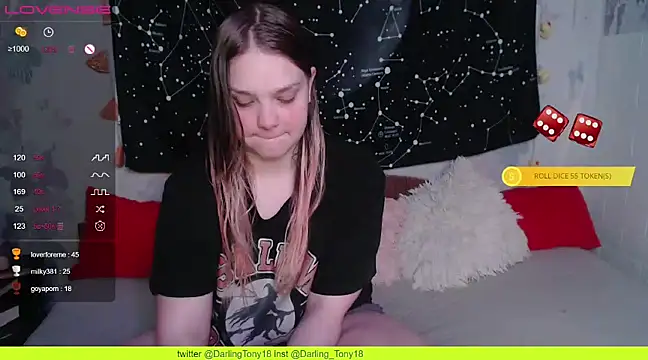 Snapshot of darling_tony chatting on March 15, 2025, 7:59 pm darling tony online show from March 15, 2025, 7:59 pm