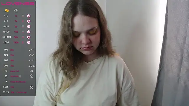 Snapshot of darling_tony chatting on September 21, 2025, 1:27 pm darling tony online show from September 21, 2025, 1:27 pm