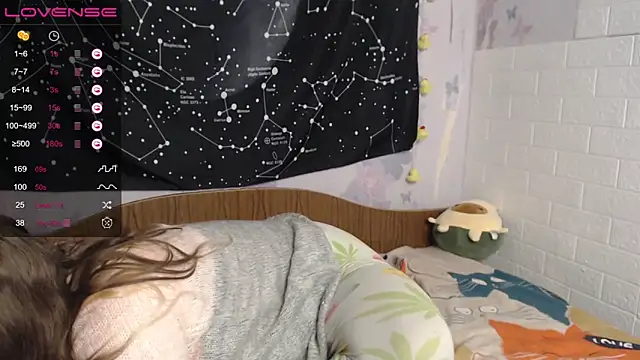 Snapshot of darling_tony chatting on October 6, 2025, 12:06 pm darling tony online show from October 6, 2025, 12:06 pm