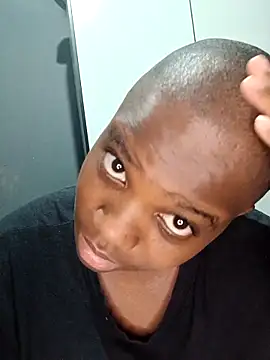 Snapshot of Bigchoccojugsxx chatting on February 24, 2026, 7:26 pm Bigchoccojugsxx online show from February 24, 2026, 7:26 pm